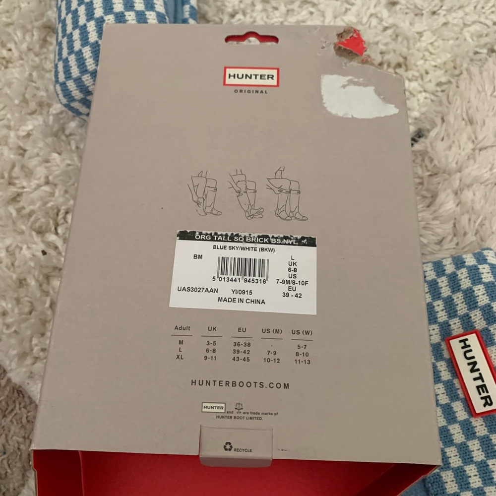 HUNTER boot socks tall. L blue checkers 7 -9M 8-10F NIB - Picture 5 of 5